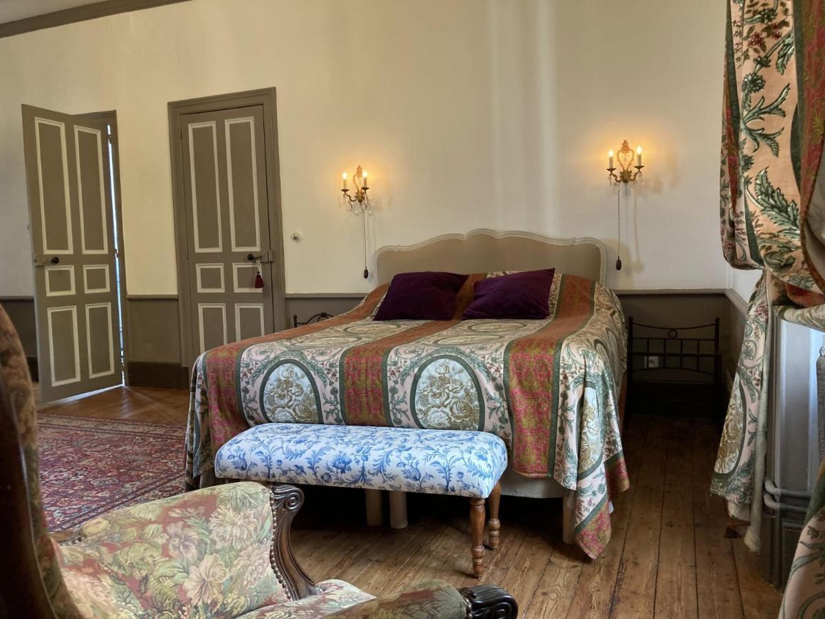 Chateau Isigny: Boutique B&B Near Mont Saint Michel Isigny-le-Buat Exterior photo