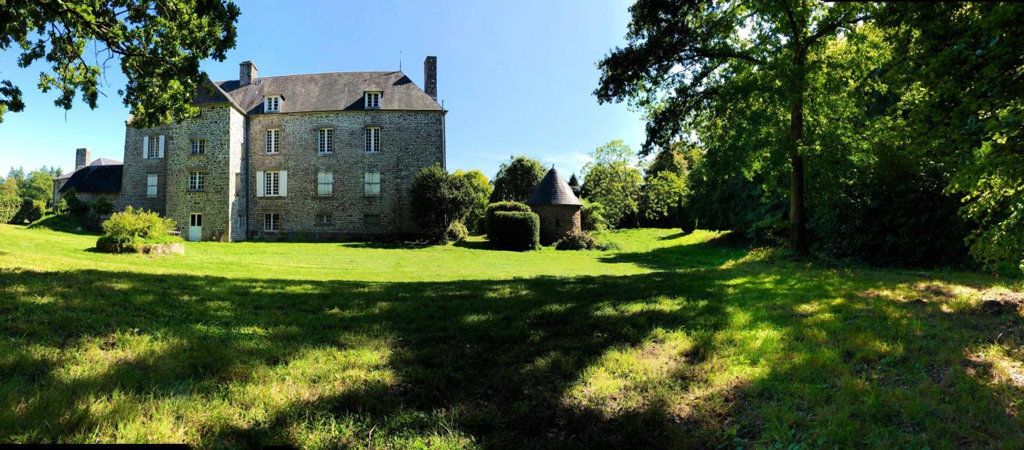 Chateau Isigny: Boutique B&B Near Mont Saint Michel Isigny-le-Buat Exterior photo